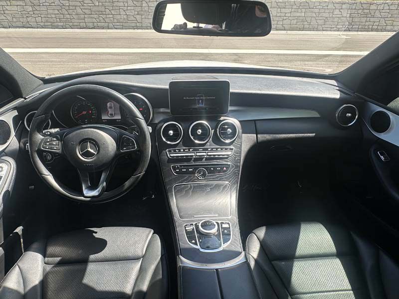Photo 4 of this MERCEDES-BENZ C-CLASS