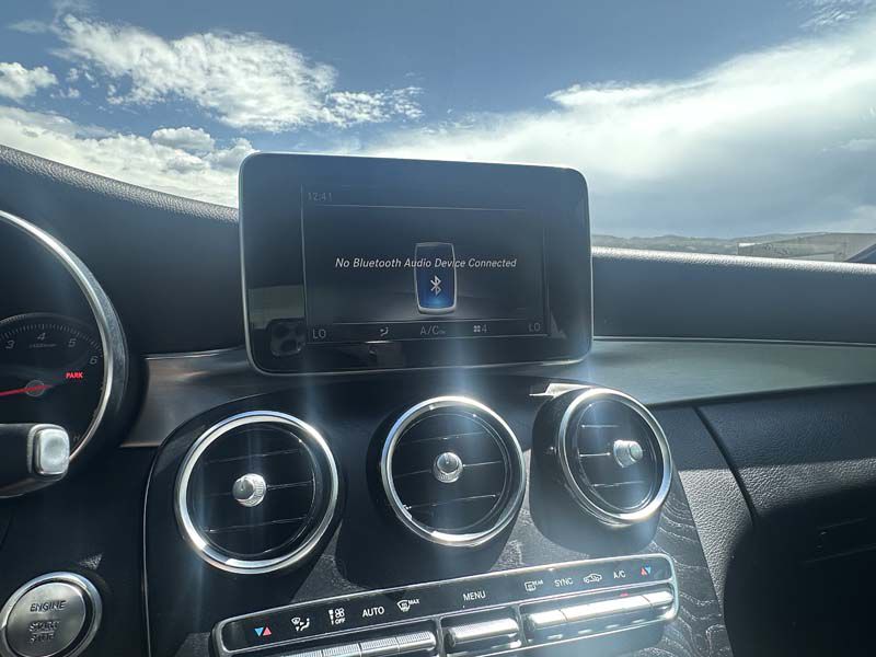 Photo 23 of this MERCEDES-BENZ C-CLASS