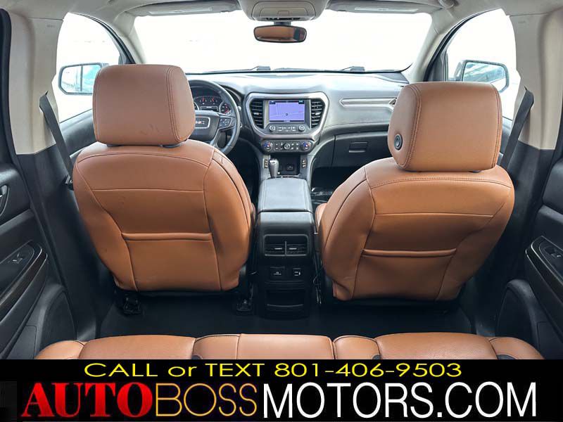 Photo 14 of this GMC ACADIA