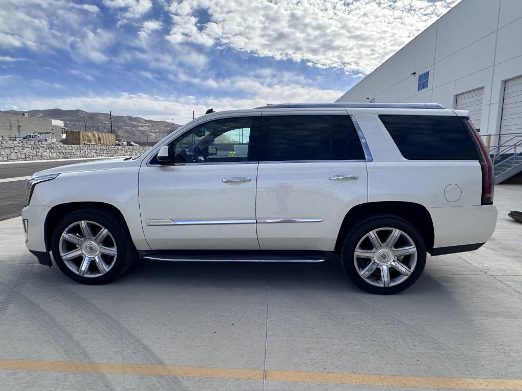 Photo 7 of this CADILLAC ESCALADE