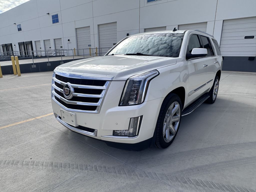 Photo 8 of this CADILLAC ESCALADE