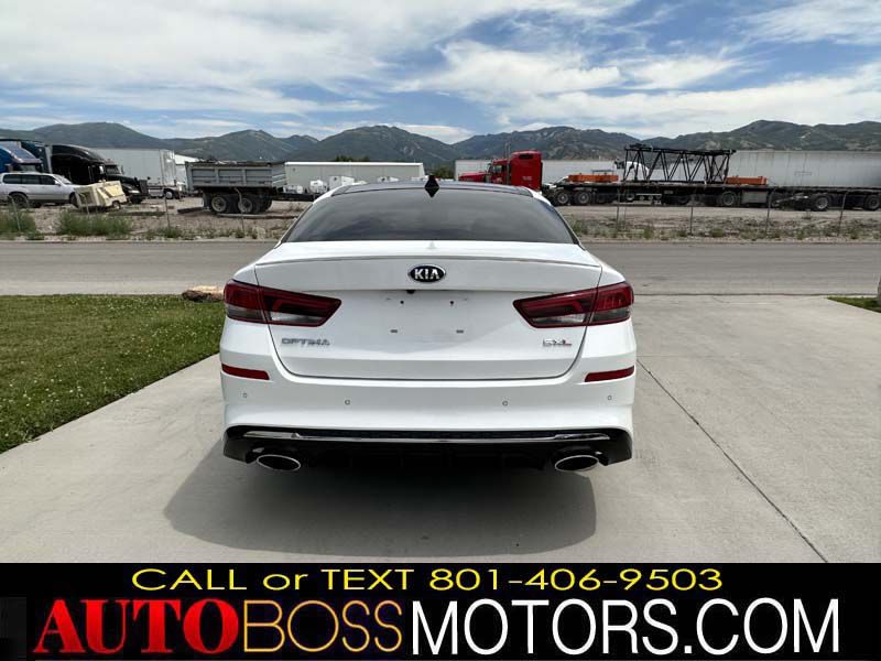 Photo 5 of this KIA OPTIMA