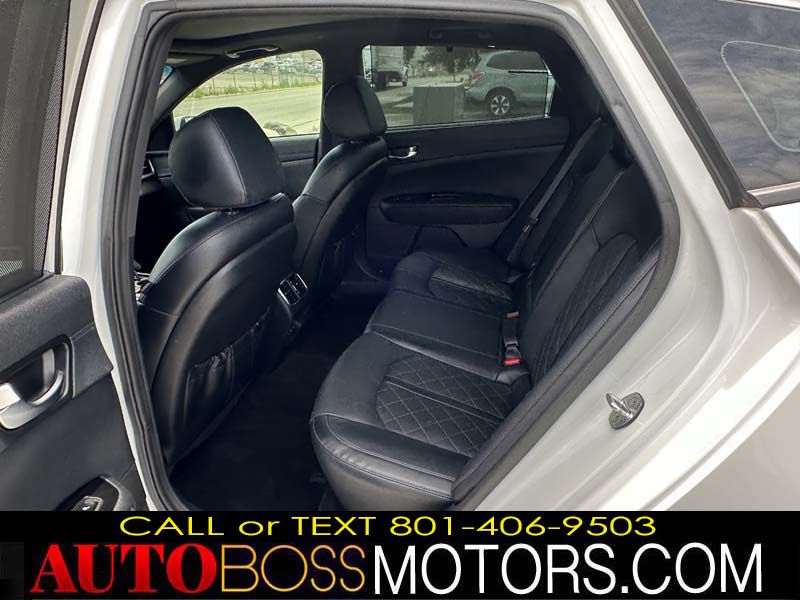 Photo 10 of this KIA OPTIMA