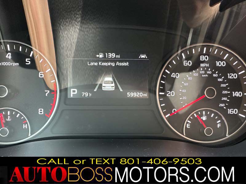 Photo 17 of this KIA OPTIMA