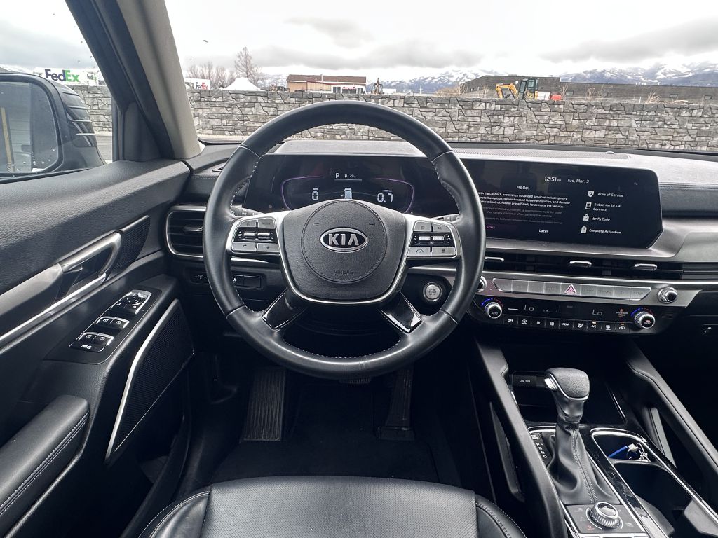 Photo 15 of this KIA TELLURIDE