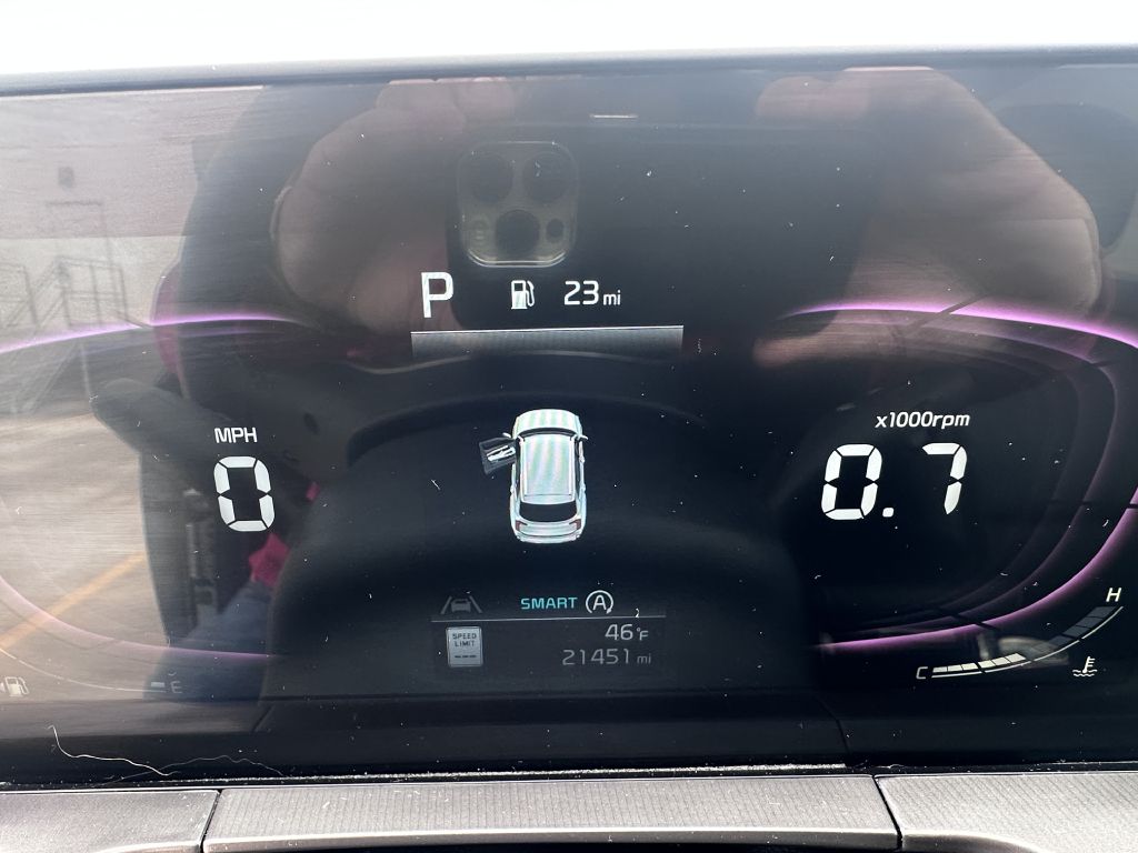 Photo 18 of this KIA TELLURIDE