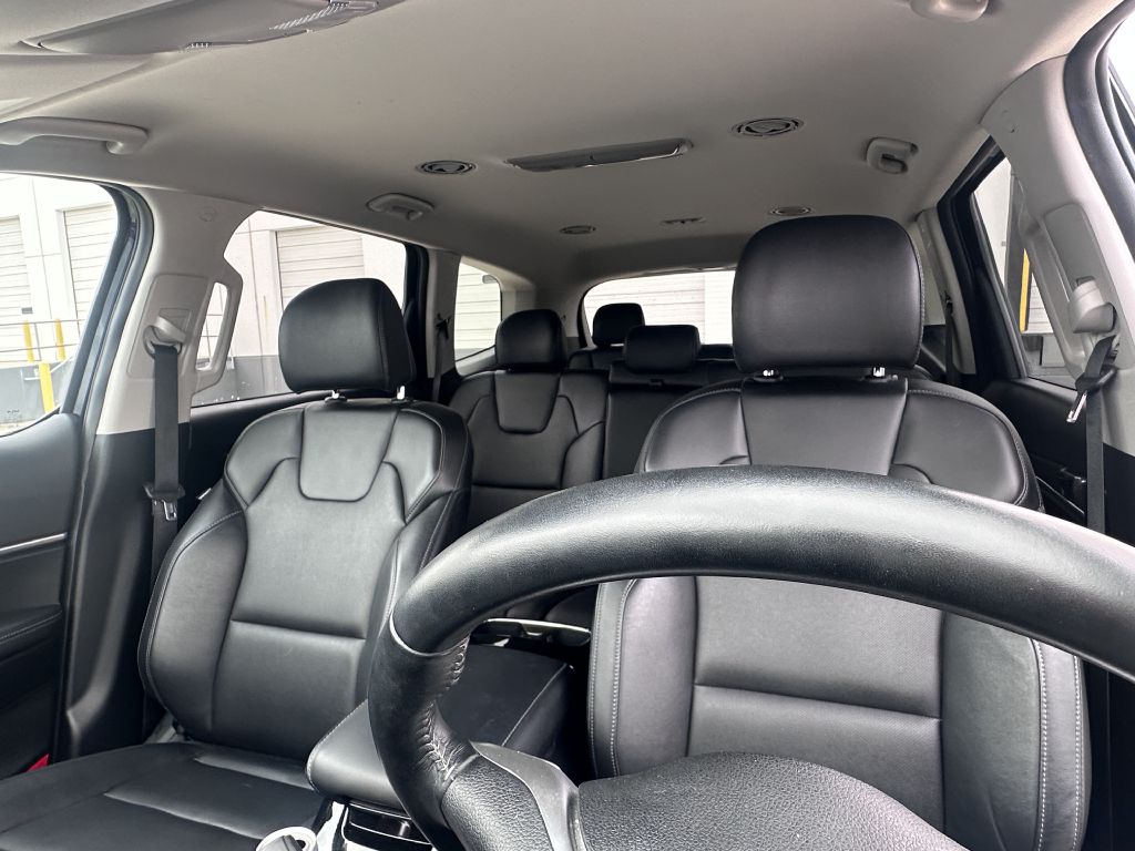 Photo 20 of this KIA TELLURIDE