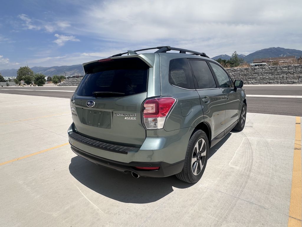 Photo 4 of this SUBARU FORESTER
