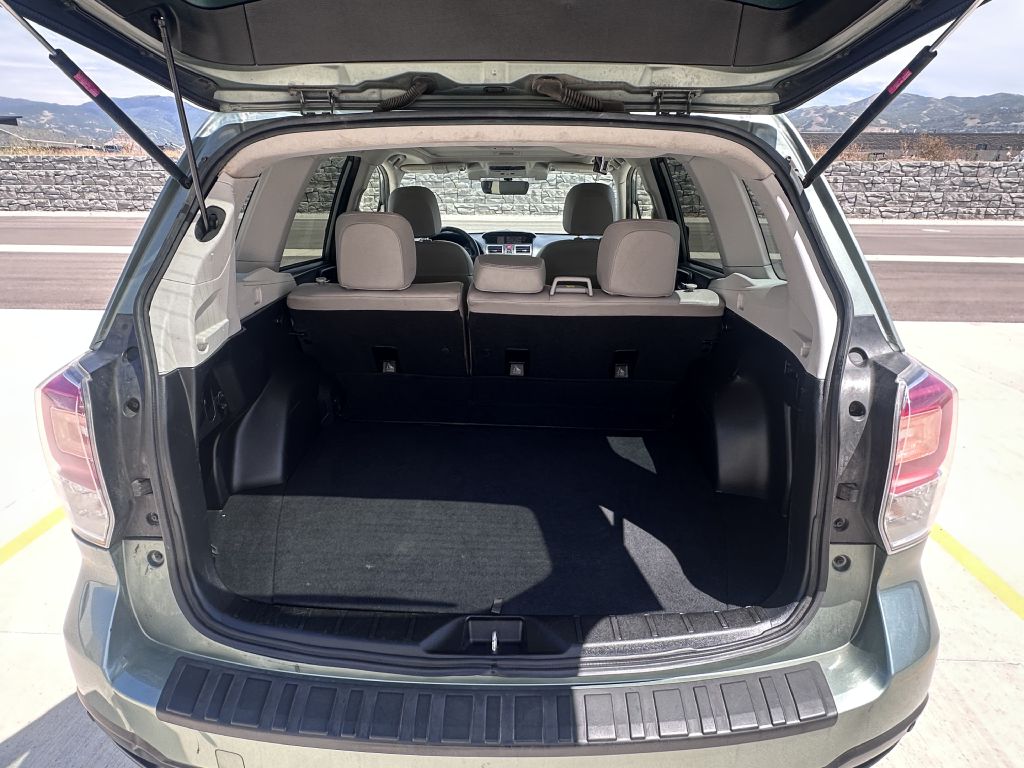 Photo 10 of this SUBARU FORESTER