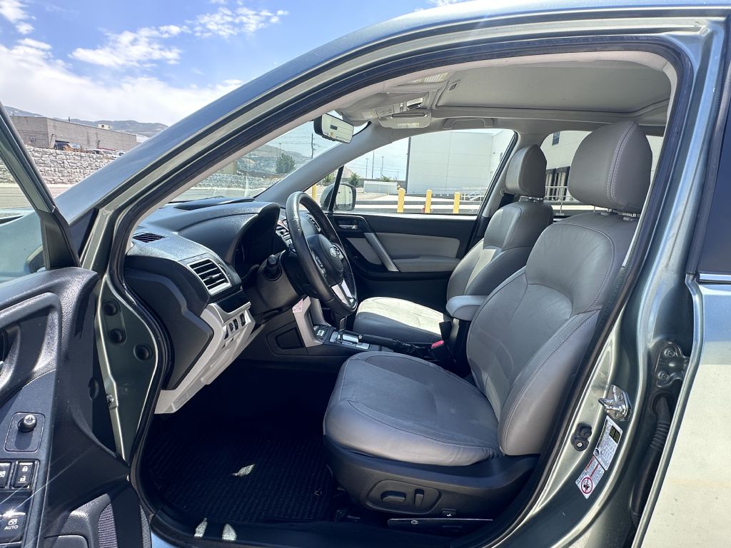 Photo 17 of this SUBARU FORESTER