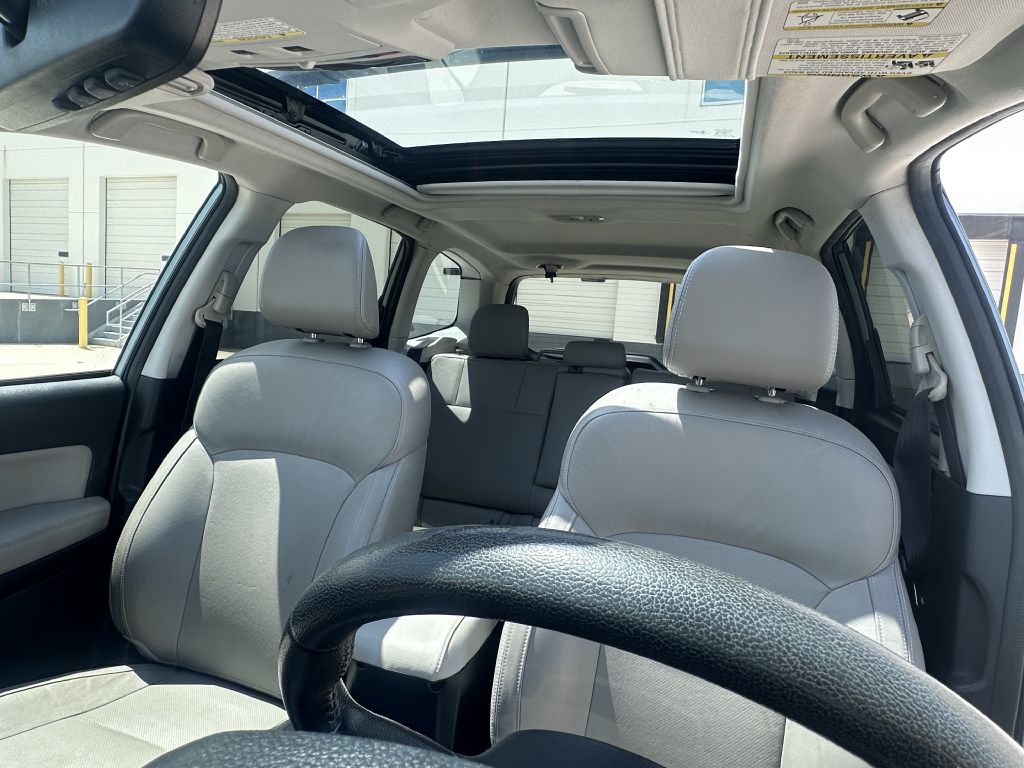 Photo 19 of this SUBARU FORESTER