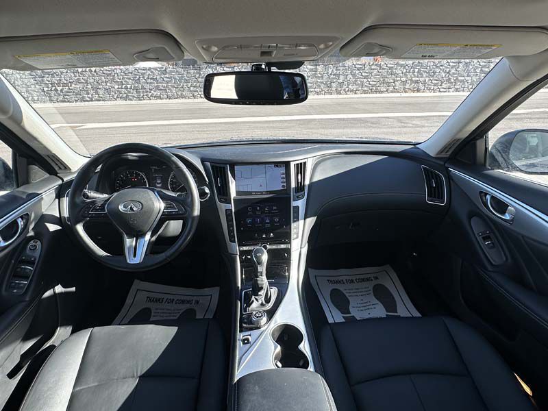 Photo 11 of this INFINITI Q50