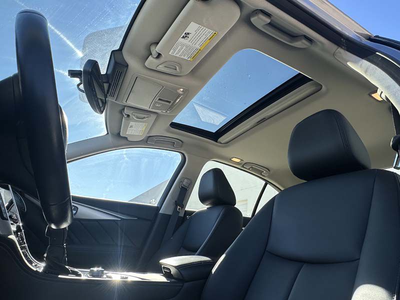Photo 20 of this INFINITI Q50