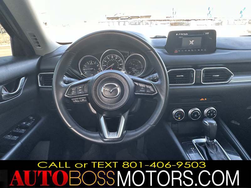 Photo 4 of this MAZDA CX-5