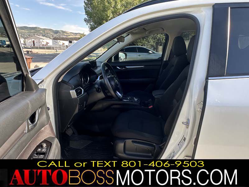 Photo 28 of this MAZDA CX-5