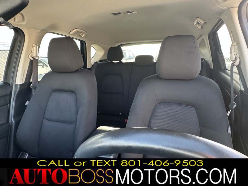 Photo 32 of this MAZDA CX-5