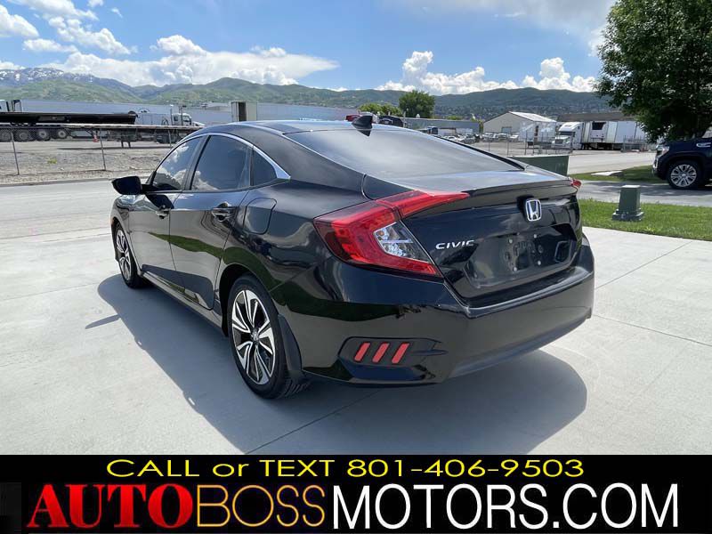 Photo 18 of this HONDA CIVIC