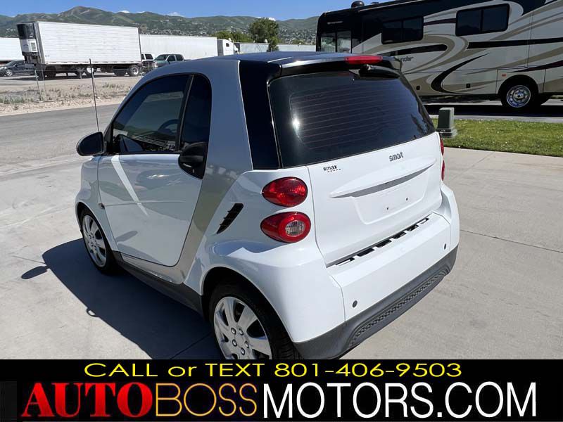 Photo 4 of this SMART FORTWO