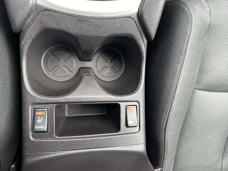 Photo 23 of this NISSAN ROGUE