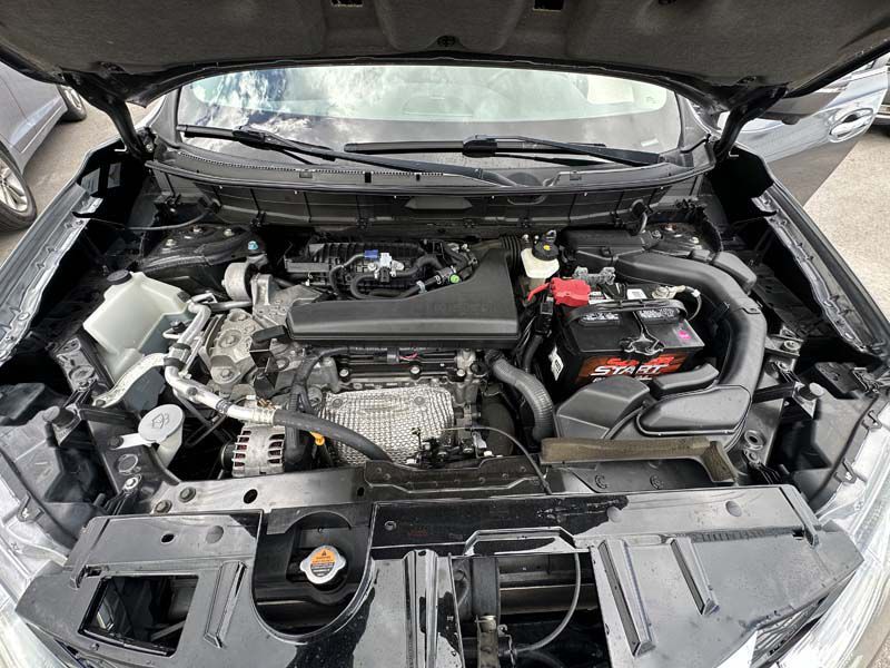 Photo 32 of this NISSAN ROGUE