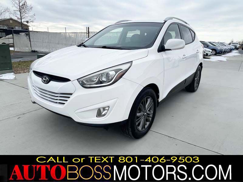 Photo 3 of this HYUNDAI TUCSON