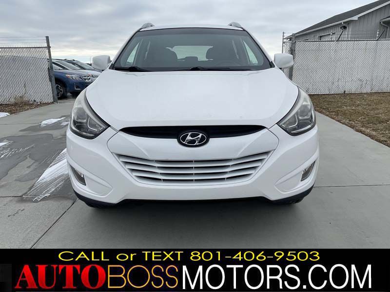 Photo 5 of this HYUNDAI TUCSON