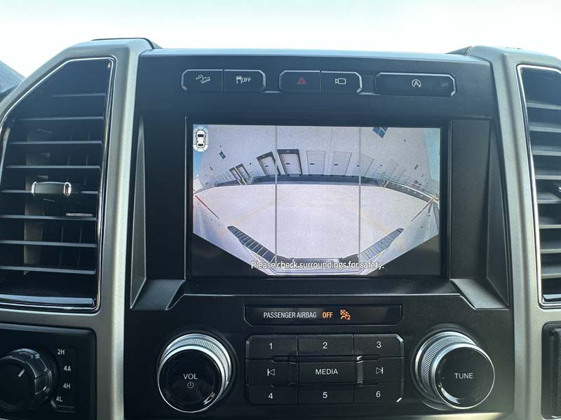 Photo 21 of this FORD F150
