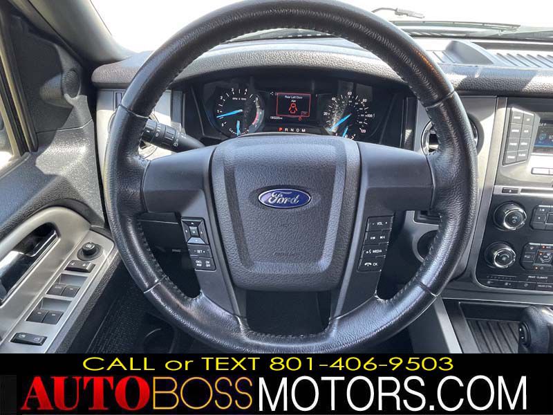 Photo 30 of this FORD EXPEDITION