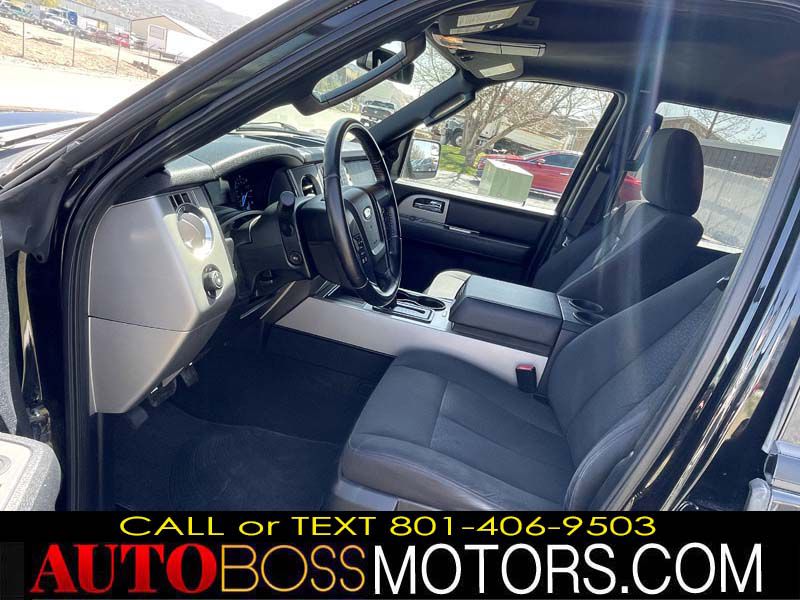 Photo 33 of this FORD EXPEDITION
