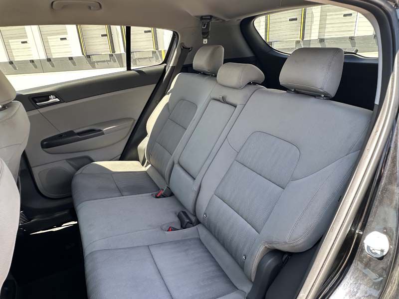 Photo 5 of this KIA SPORTAGE