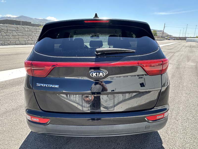 Photo 12 of this KIA SPORTAGE