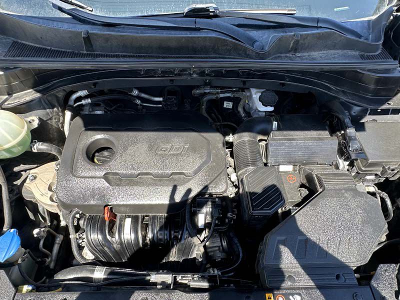 Photo 18 of this KIA SPORTAGE