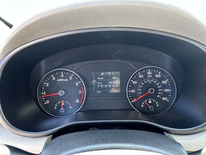 Photo 30 of this KIA SPORTAGE