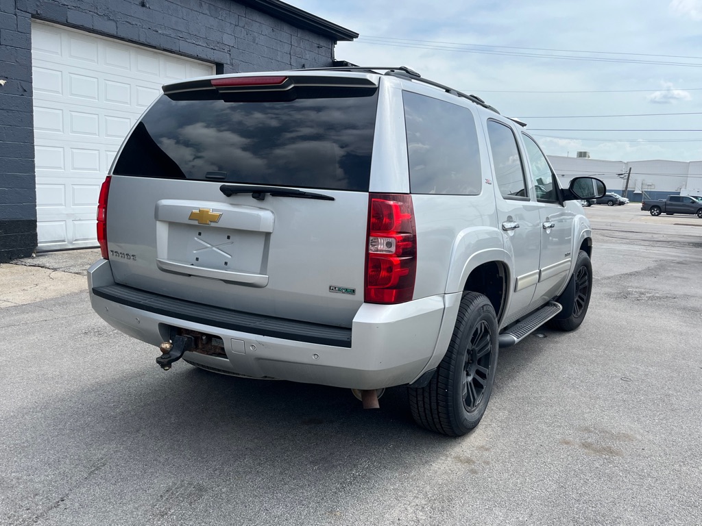 Photo 6 of this CHEVROLET TAHOE