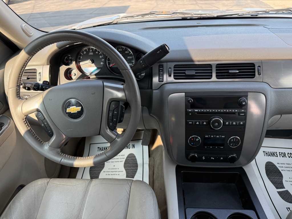Photo 10 of this CHEVROLET TAHOE