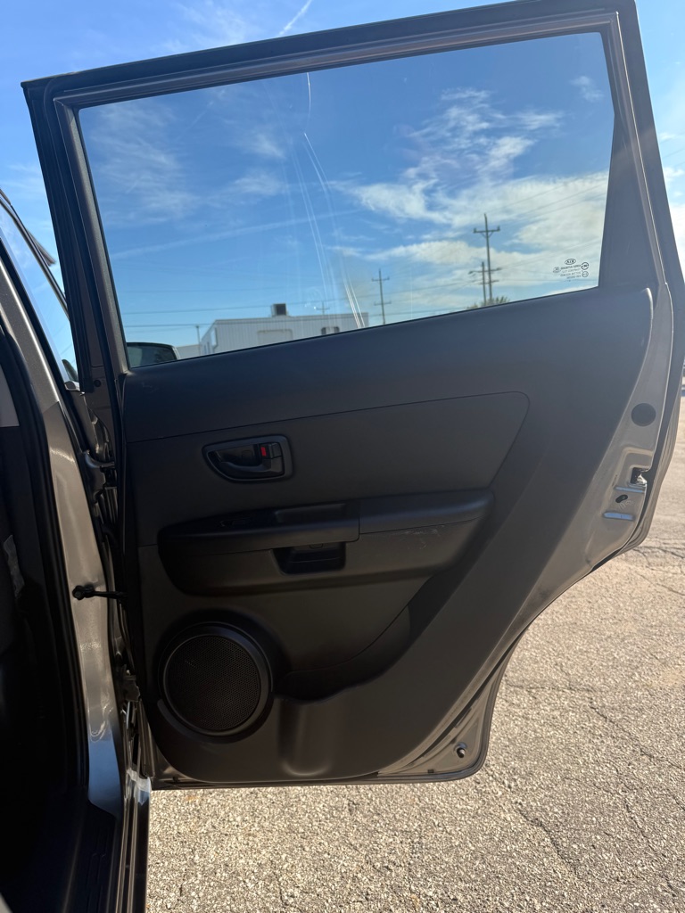Photo 21 of this KIA SOUL