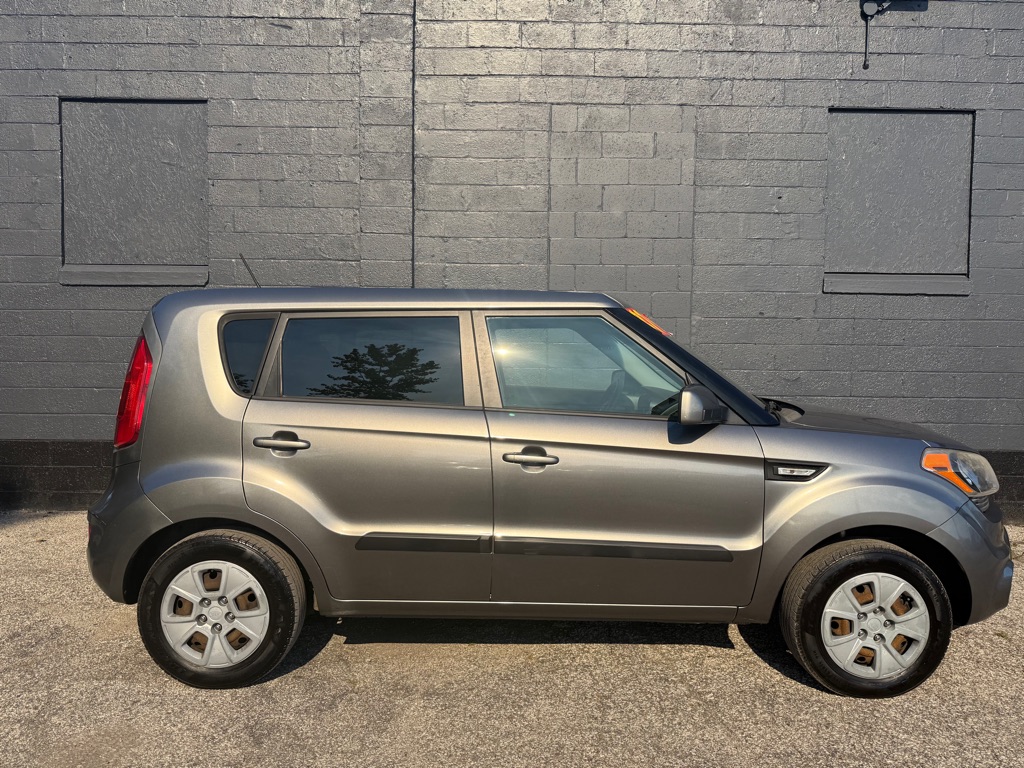 Photo 2 of this KIA SOUL