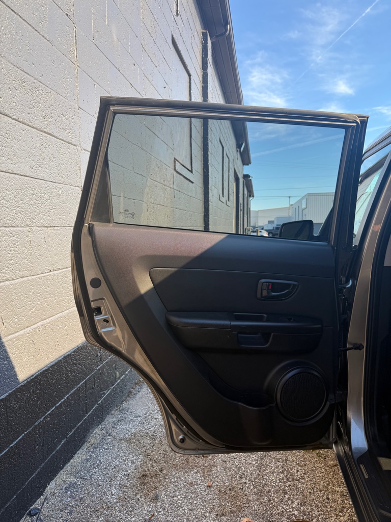 Photo 18 of this KIA SOUL