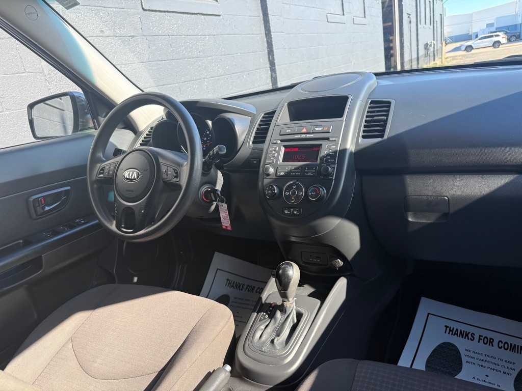 Photo 13 of this KIA SOUL