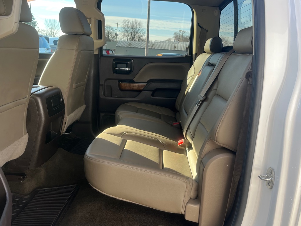 Photo 11 of this GMC SIERRA