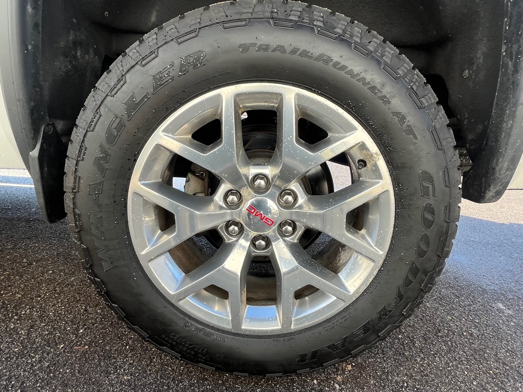 Photo 32 of this GMC SIERRA