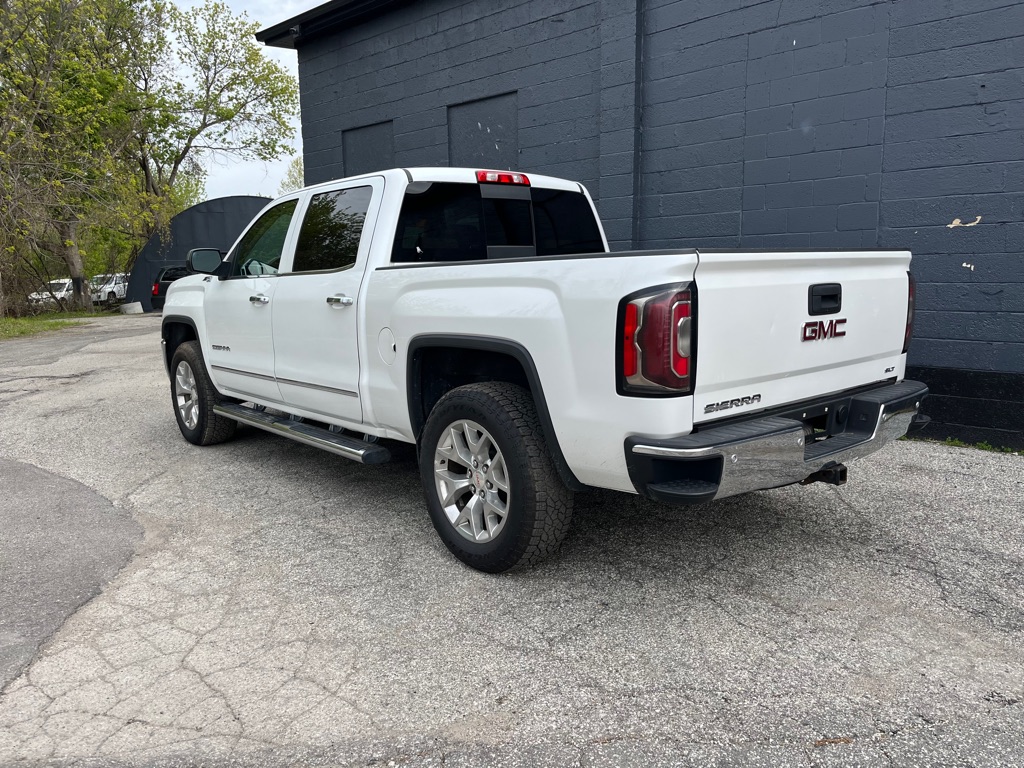 Photo 7 of this GMC SIERRA