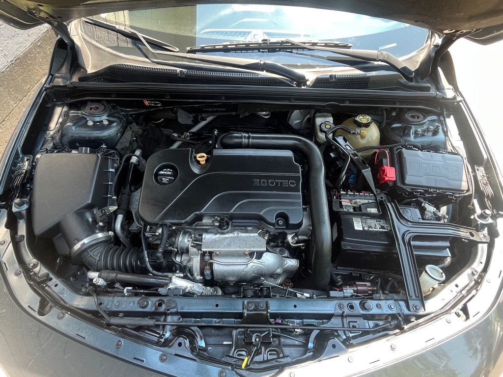Photo 23 of this CHEVROLET MALIBU