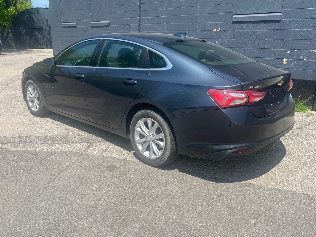 Photo 7 of this CHEVROLET MALIBU