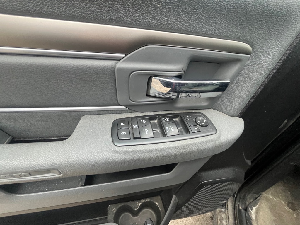 Photo 12 of this RAM 1500