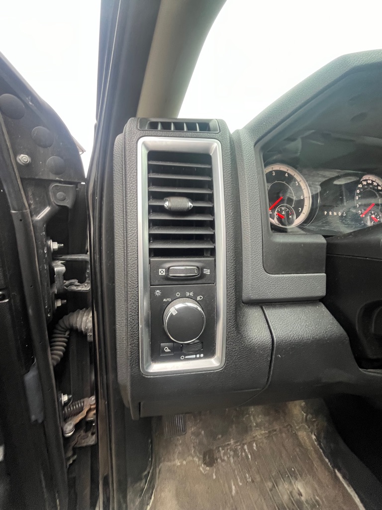 Photo 13 of this RAM 1500