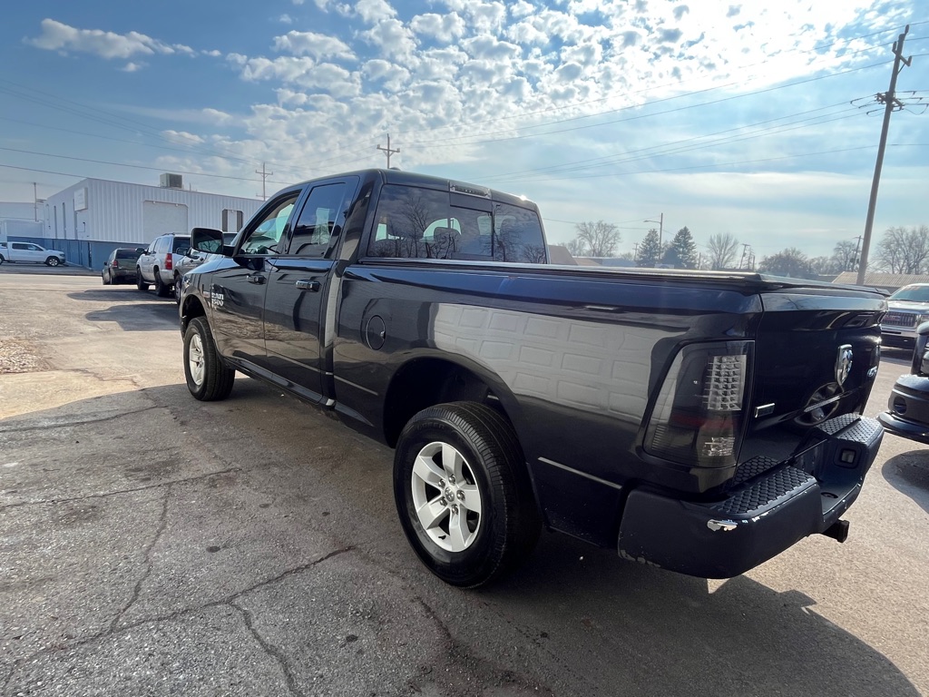 Photo 4 of this RAM 1500