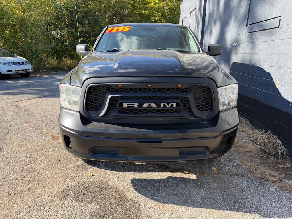 Photo 2 of this RAM 1500