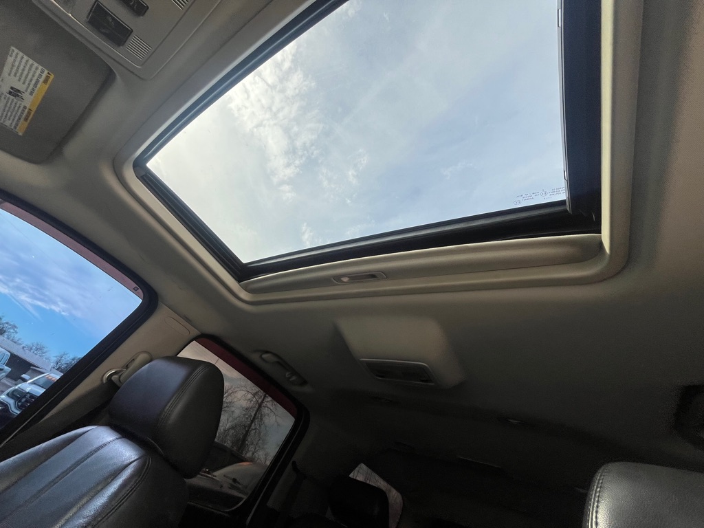 Photo 12 of this CHEVROLET SUBURBAN
