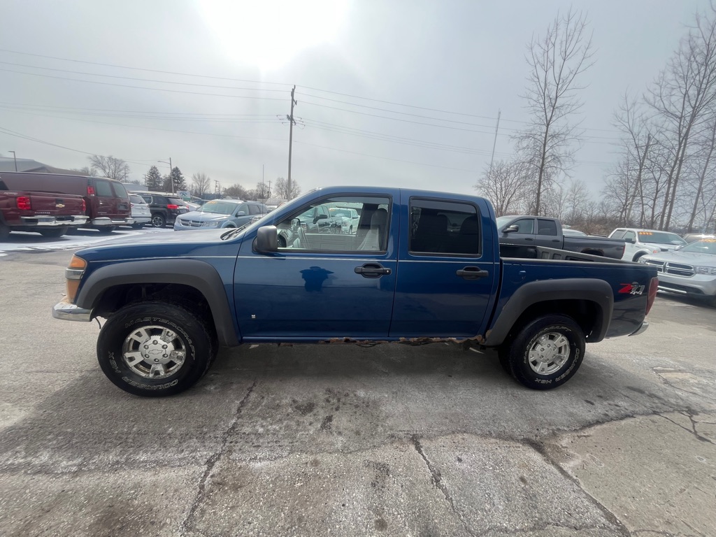 Photo 4 of this CHEVROLET COLORADO